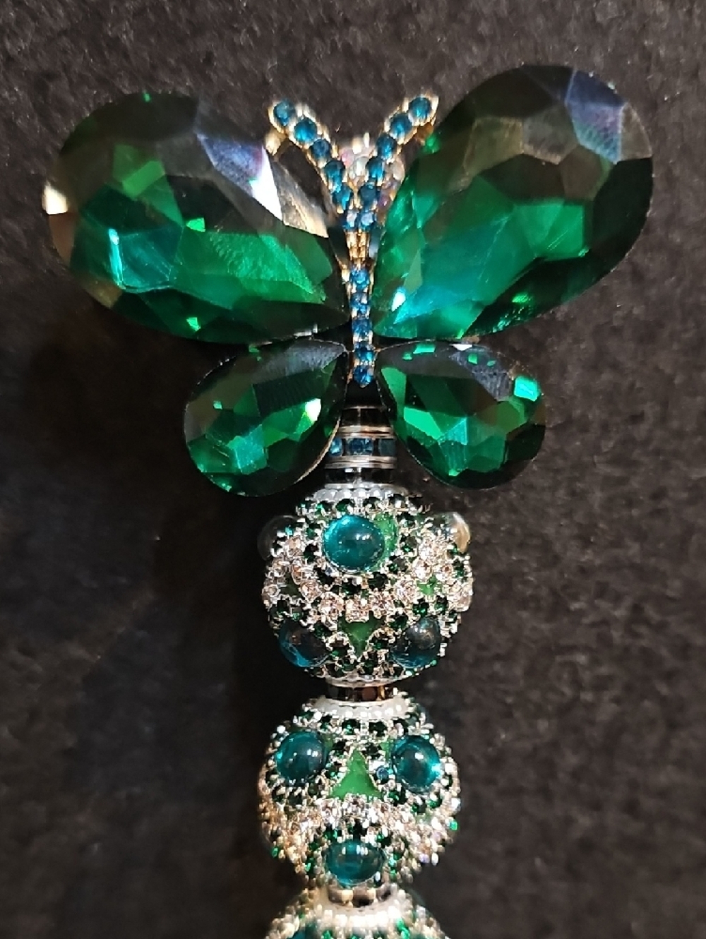 Emerald Butterfly Luxe Rhinestone  ✨💚 Statement Beaded Pen - Picture 6 of 7